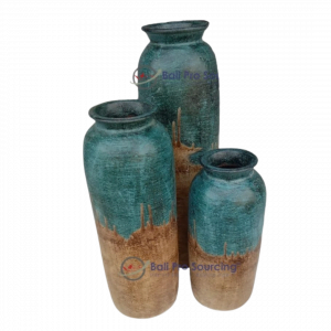 A Set of 3 Painted Lombok Pot – Image 2