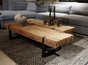 Table basse longue en bois massif