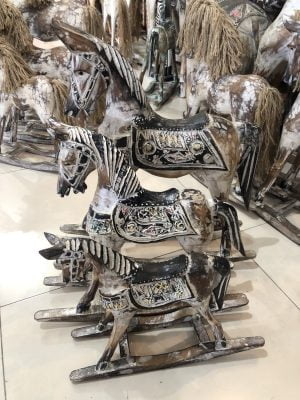 Petit cheval en bois