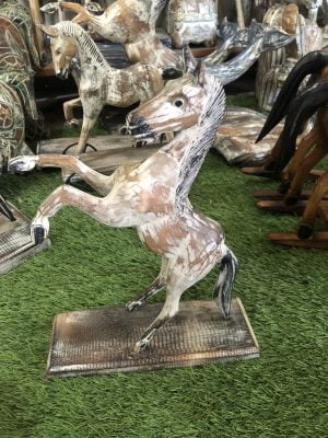 Wooden small horse decoration