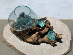 Fokus design glass decorations with roots 2