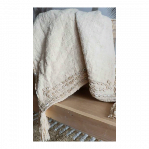 Morina Throw