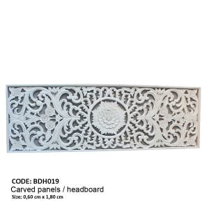 Sculpture rectangulaire avec motifs en rosace gris métalique