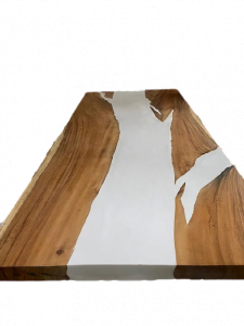 Table en bois avec résine