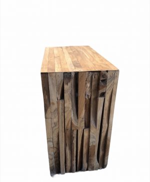 Chaise en bois
