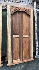 Wooden door 4