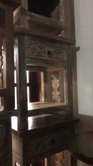 Small wooden cabin 2
