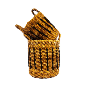 Un ensemble de 2 lignes de panier à linge