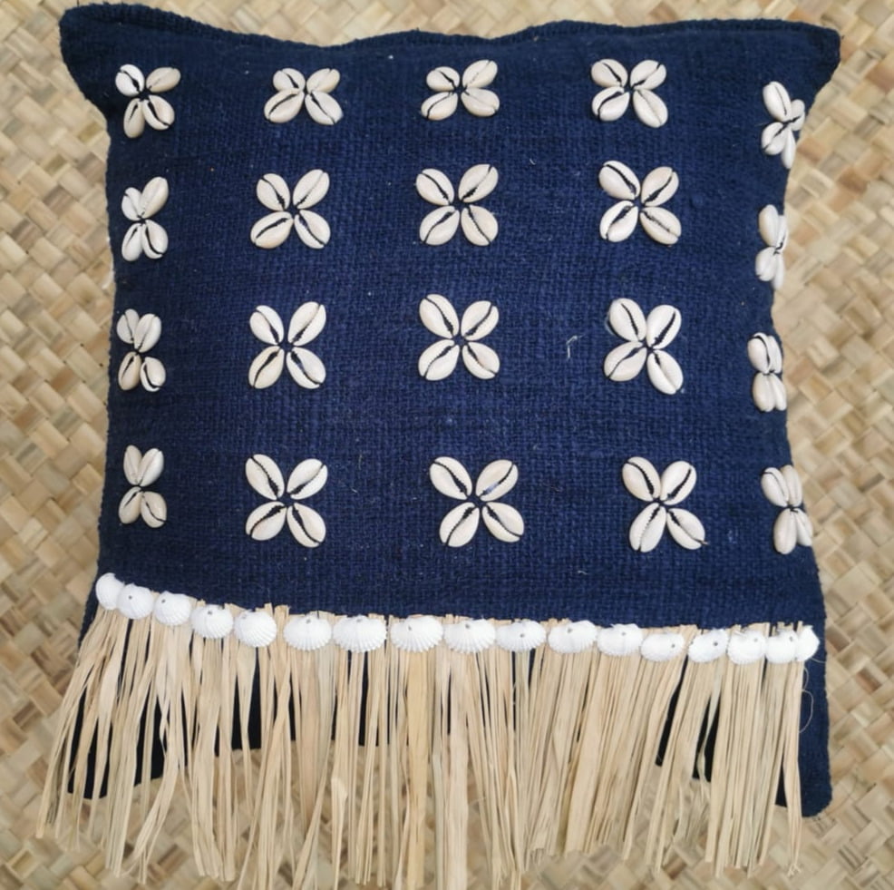Housse de coussin Blue Flower Sea Shell avec Raphia