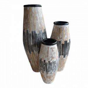 Un Lot De 3 Pot Marron Noir