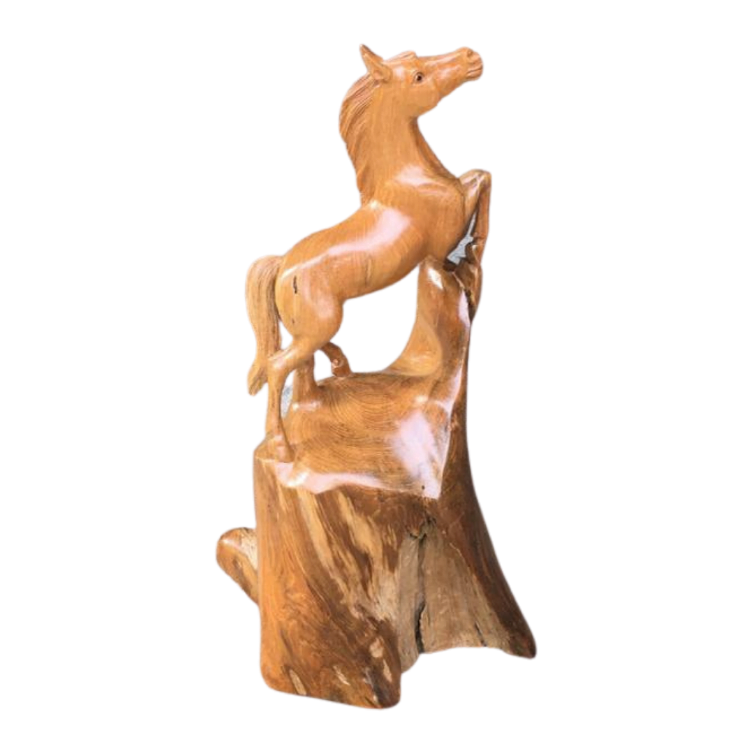 Statue de cheval en bois