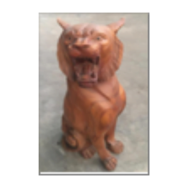 Wooden Sitting Lion 4